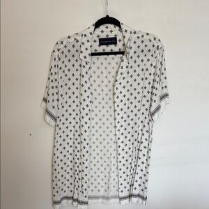 Abercrombie & Fitch White Shirt with Black Diamond Pattern